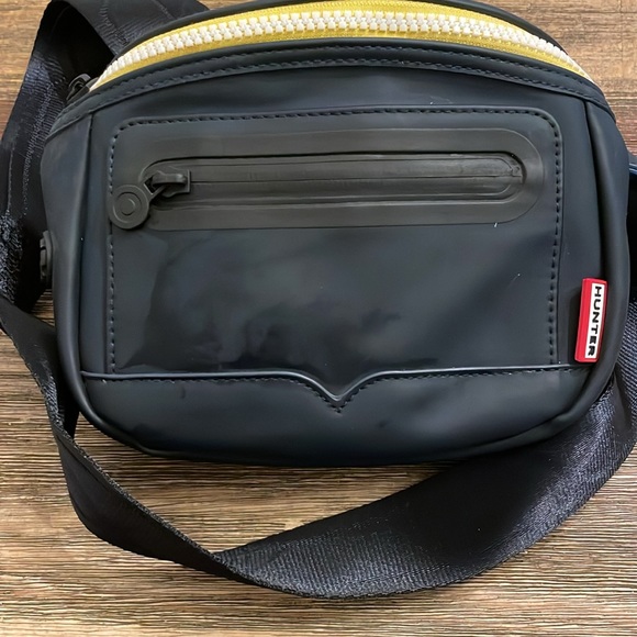Hunter for Target Other - Hunter for Target belt bag/fanny pack Navy 20th Anniversary XXO